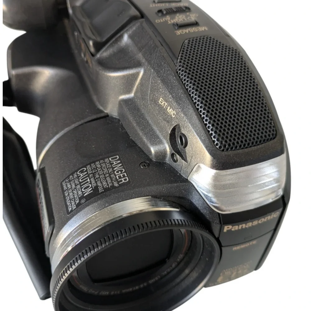 Panasonic PV-L858D Palmcorder PalmSight VHS-C Camcorder For Parts Very Clean